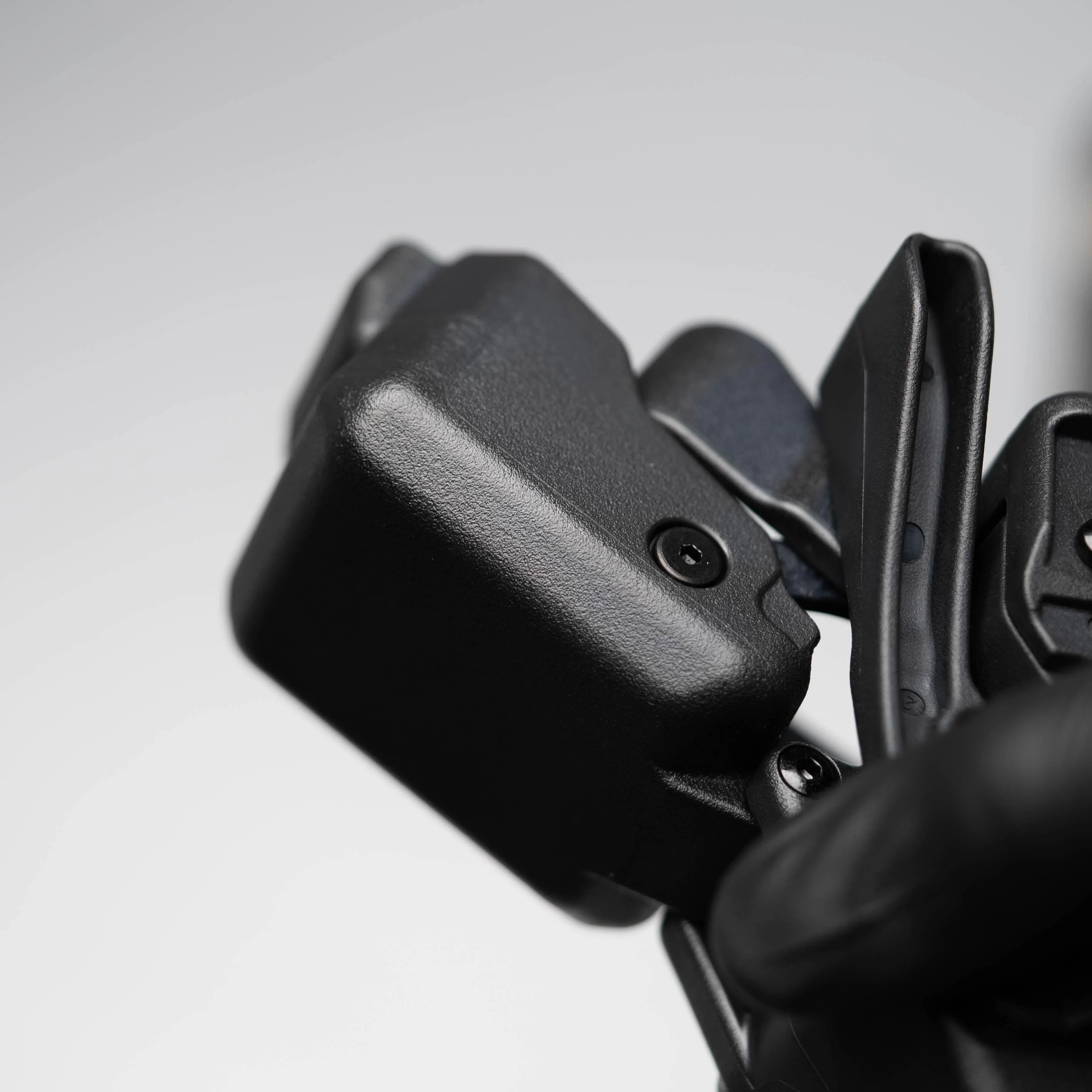 RAPID FORCE® Level III Duty Holster for Smith & Wesson - Large Light - Image 4