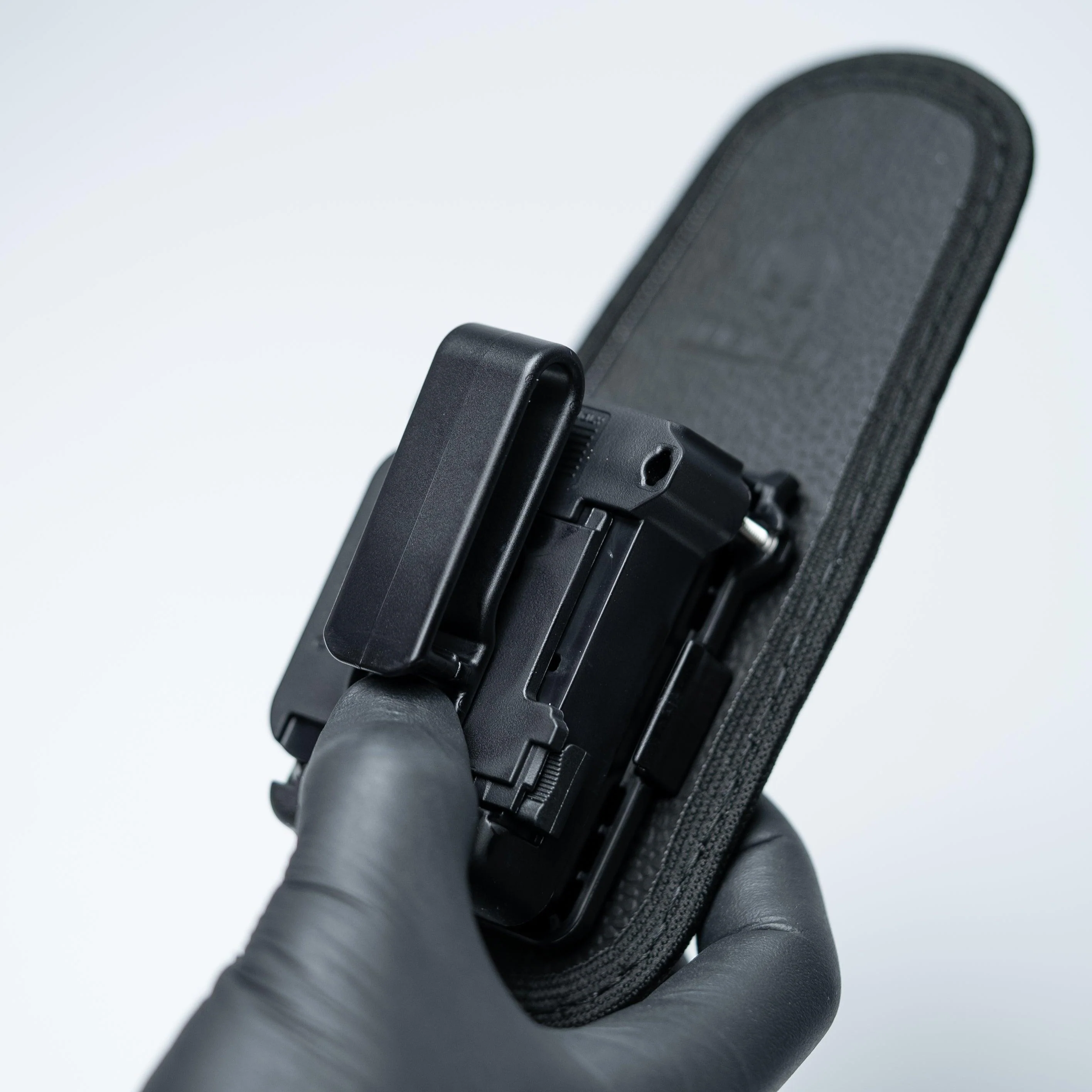 Single Cloak Mag Carrier - Image 3